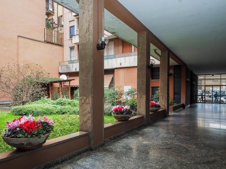 Exterior. Navigli Suites