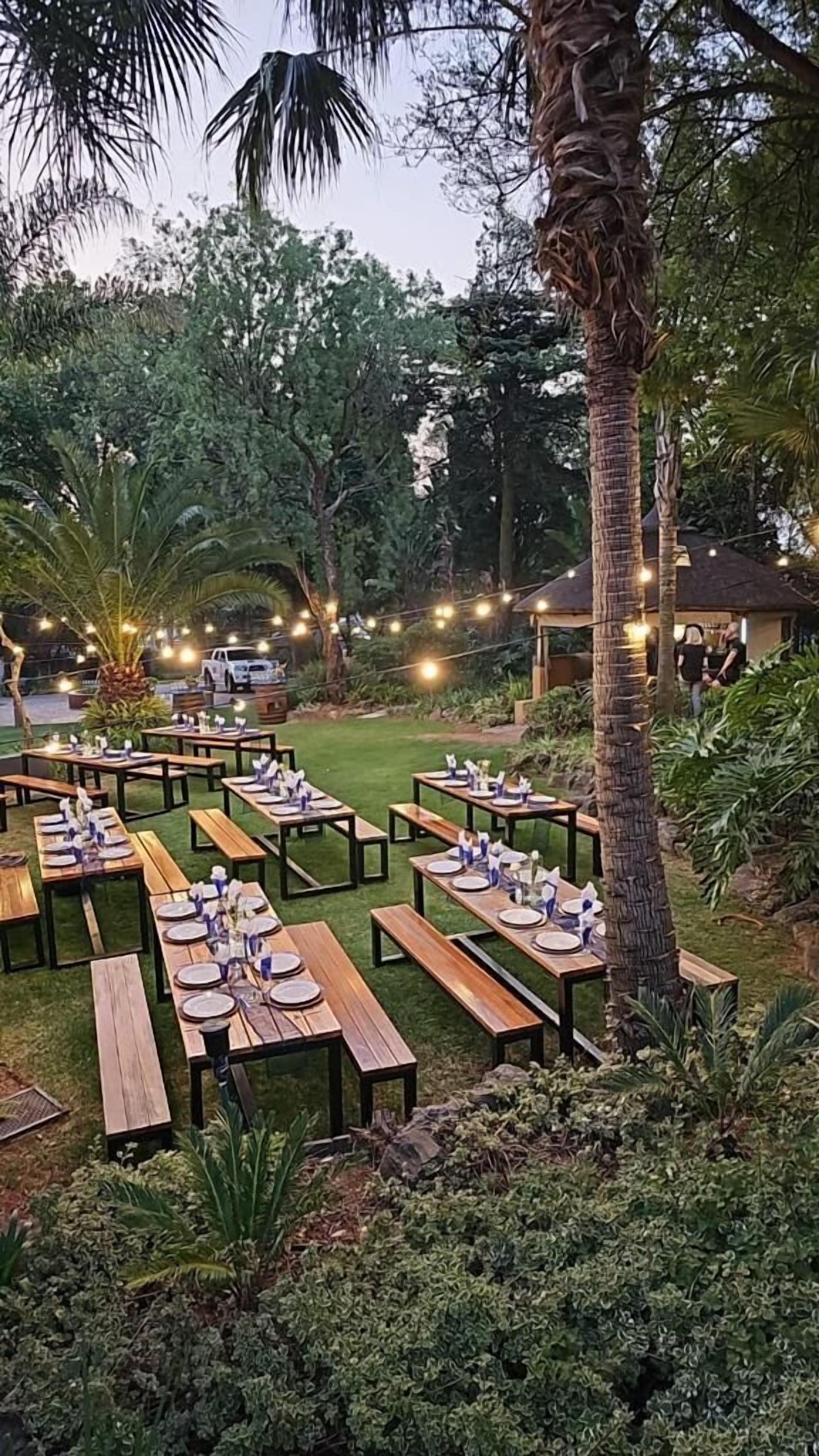 住宿正面 (夜晚)