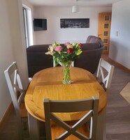 Electric kettle, toaster