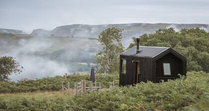 Luxury Off-Grid Cabin In Llangollen