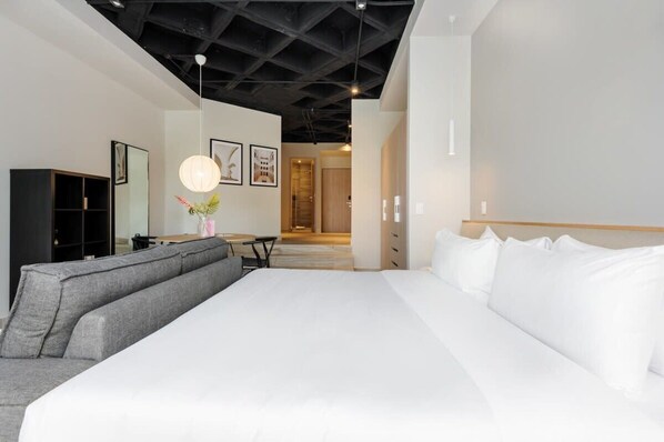 1 bedroom, iron/ironing board, travel crib, WiFi