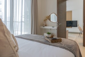 Deluxe Apartment | 2 bedrooms, iron/ironing board, free WiFi - HiGuests - Sobha Creek Vista tower A (Dubai)