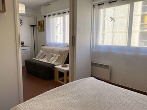 1 bedroom, free WiFi