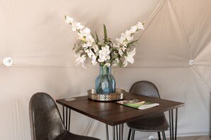 Scotney | 1 bedroom, individually decorated, individually furnished, desk - Luna Domes (Edenbridge)