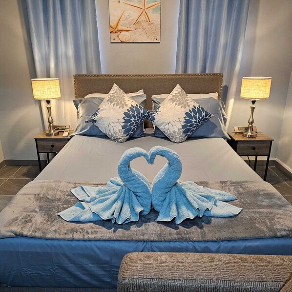 1 bedroom, in-room safe, desk, iron/ironing board