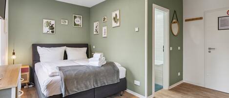 1 Schlafzimmer, Bügeleisen/Bügelbrett, Reisekinderbett, kostenloses WLAN