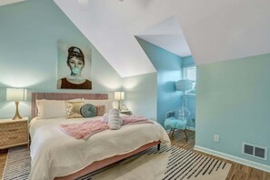 3 bedrooms, WiFi, bed sheets