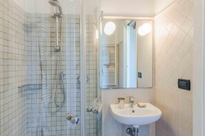 House | 2 bedrooms - Villa Debby in Lucca (Lucca)