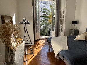 3 soverom, strykejern/-brett, reiseseng for barn og wi-fi (inkludert)