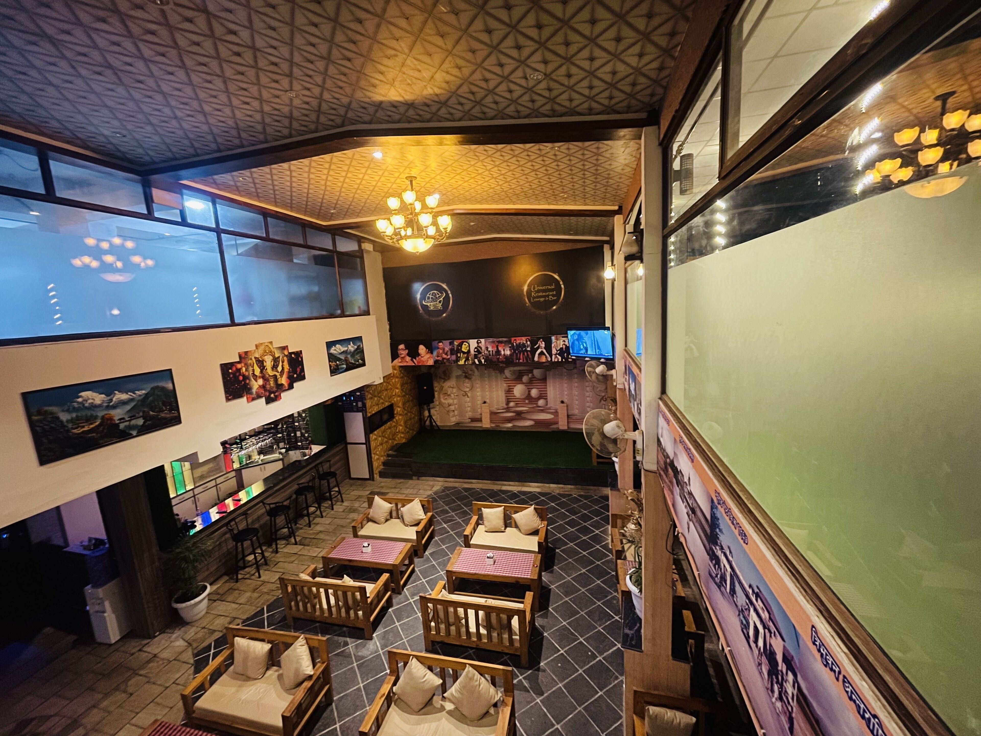 Café da manhã, almoço e jantar