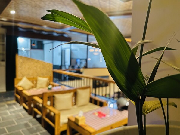 Frühstück, Mittagessen und Abendessen