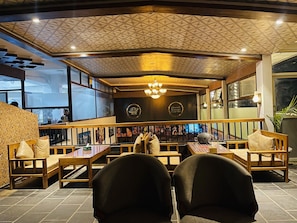 Frühstück, Mittagessen und Abendessen