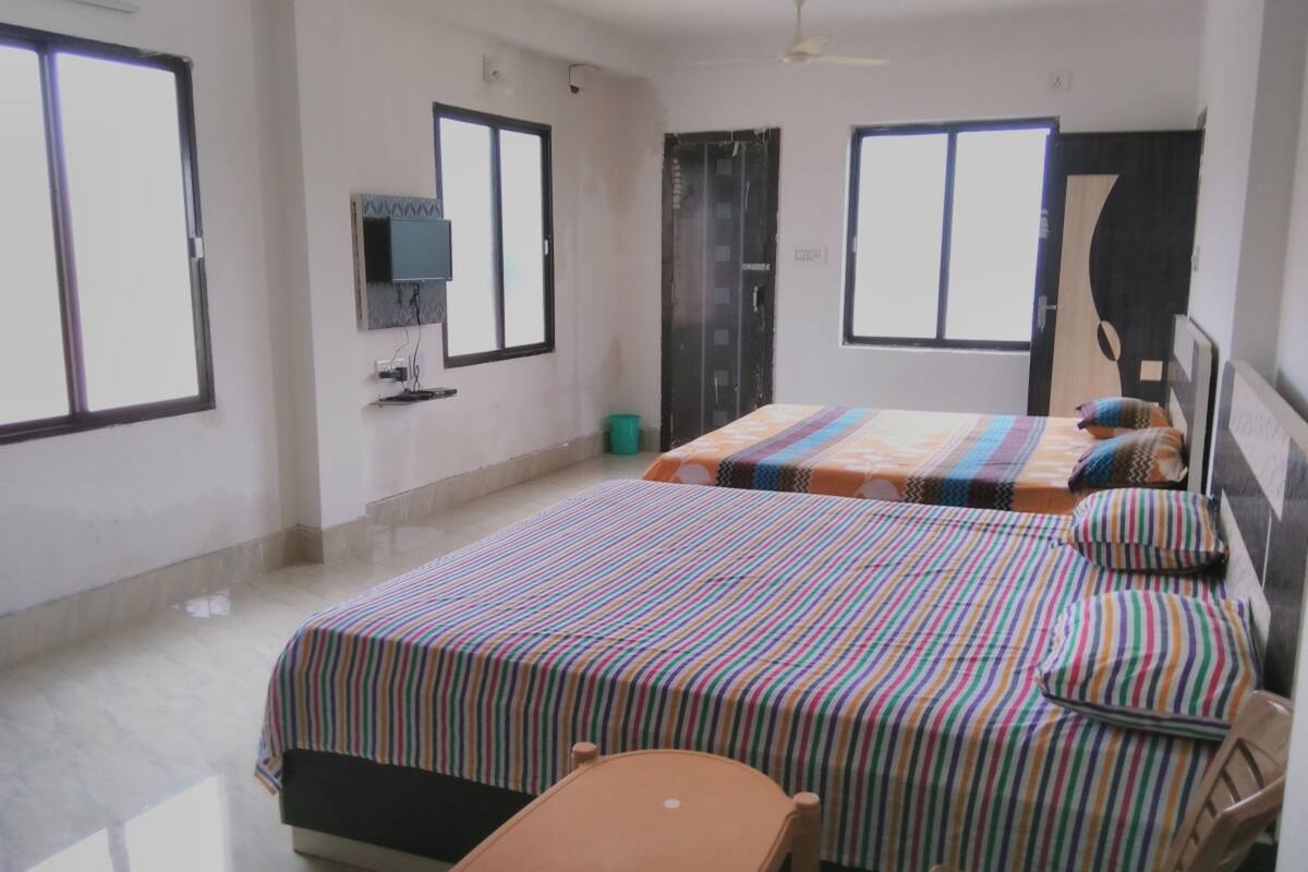 Deluxe Quadruple Room, City View