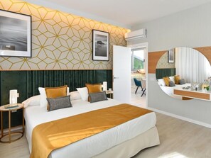 3 Schlafzimmer, Schreibtisch, Bügeleisen/Bügelbrett, WLAN