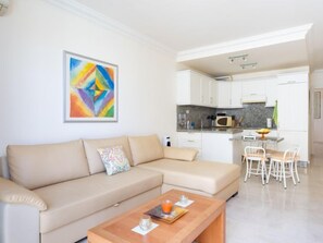 TV - El Faro by Interhome (Palm- Mar)