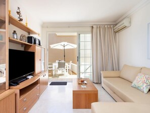 TV - El Faro by Interhome (Palm- Mar)