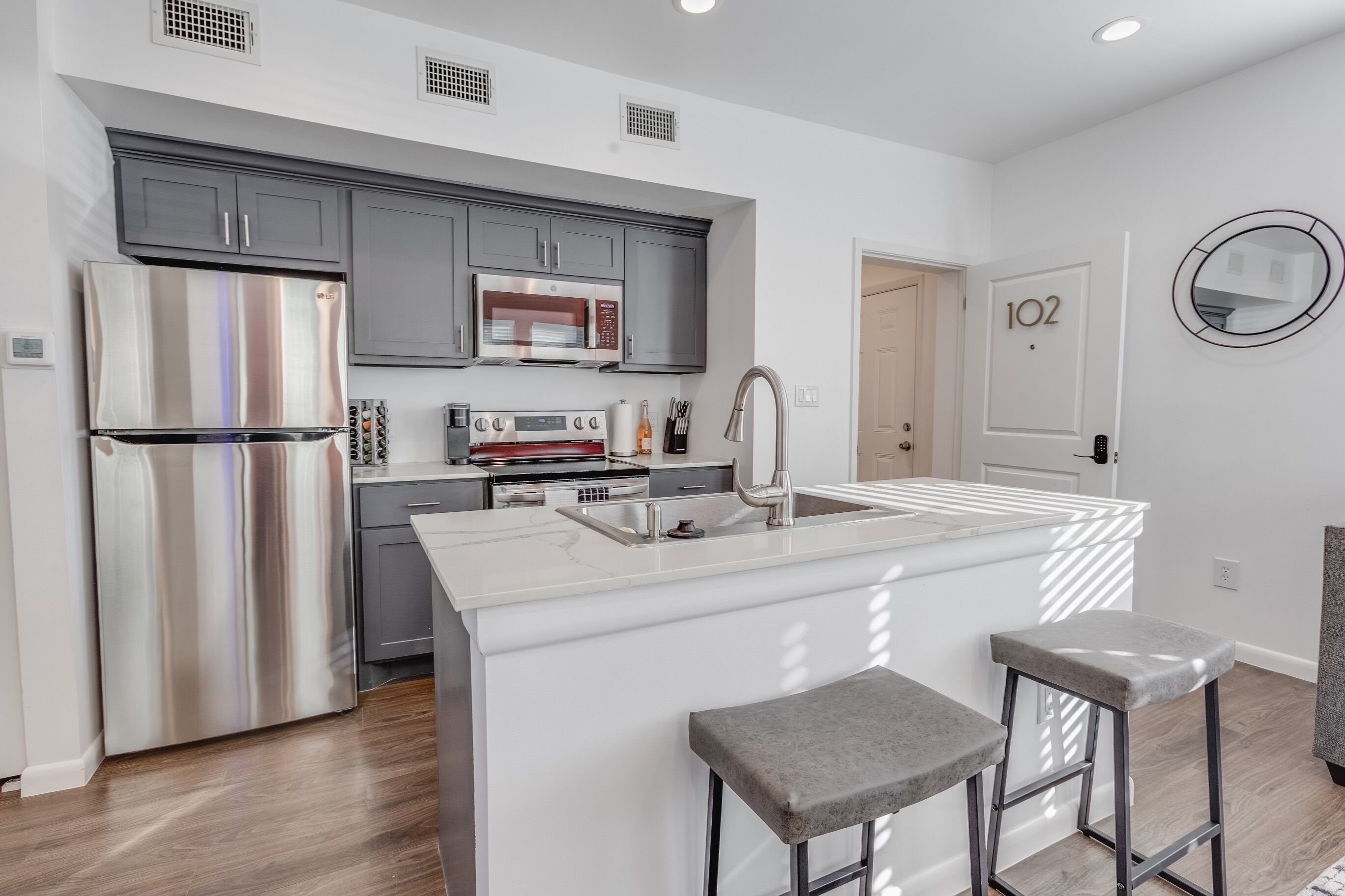 Fridge, microwave, oven, stovetop