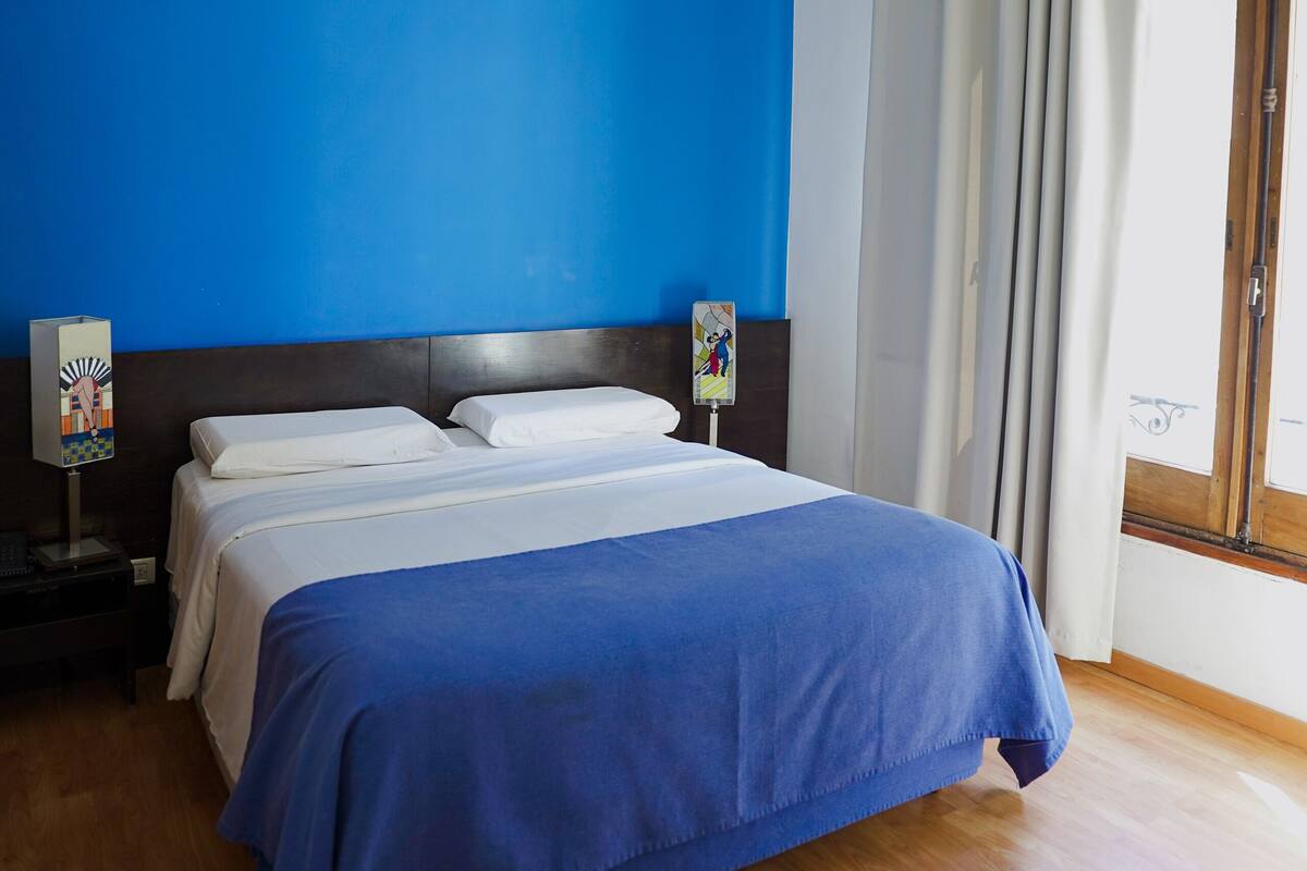 Standard Double Room | In-room safe, WiFi (free), bed sheets