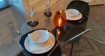 Modern newly refurnished apartment in the heart of Sherwood Forest- Worksop Nottinghamshire