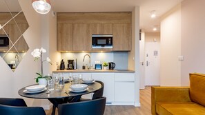Apartamenty Zakopianskie Apartament 427 | Essbereich im Zimmer