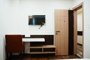 Deluxe-Doppelzimmer | Zimmersafe, schallisolierte Zimmer, kostenloses WLAN, Bettwäsche