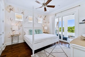 6 室のベッドルーム、アイロン / アイロン台、WiFi (無料)、ベッドシーツ