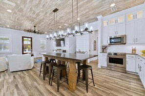 Fridge, microwave, oven, stovetop - Angelfish: Walk to beach, Free golf cart, Heated pool, Game room, Luxury home (Miramar Beach)