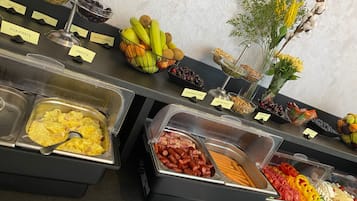 Free daily buffet breakfast