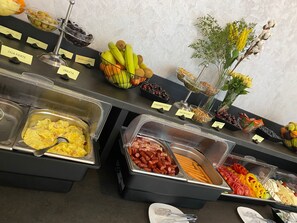 Free daily buffet breakfast - Hotel Javu (Navodari)