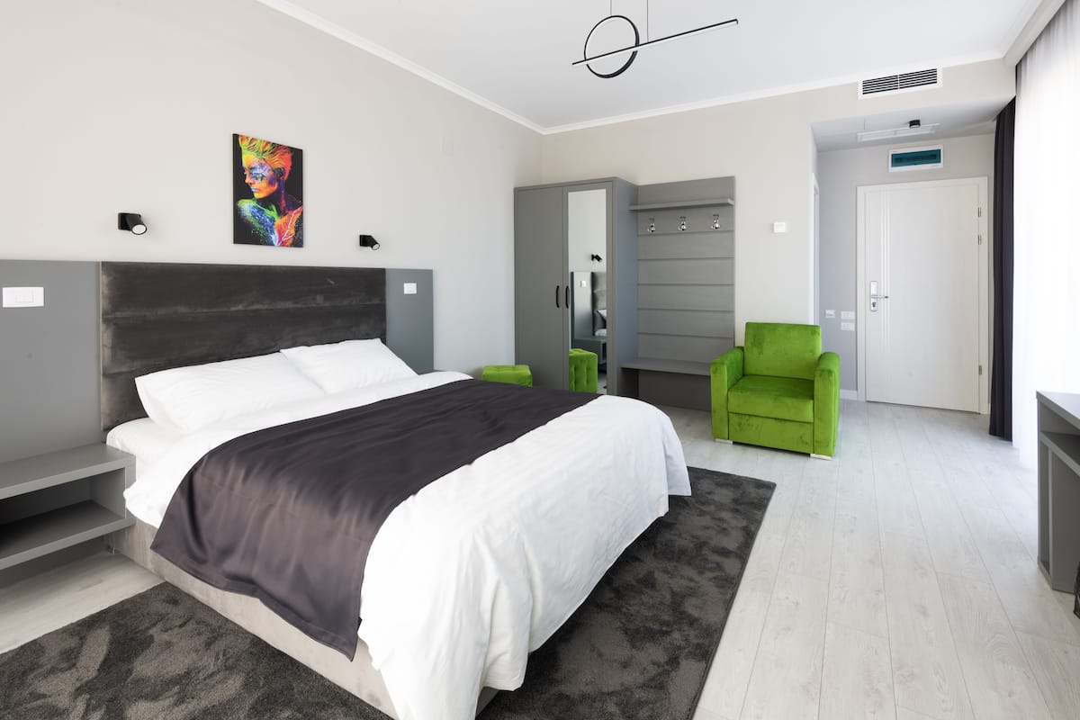 Doppia Standard | 1 camera, biancheria da letto ipoallergenica, minibar