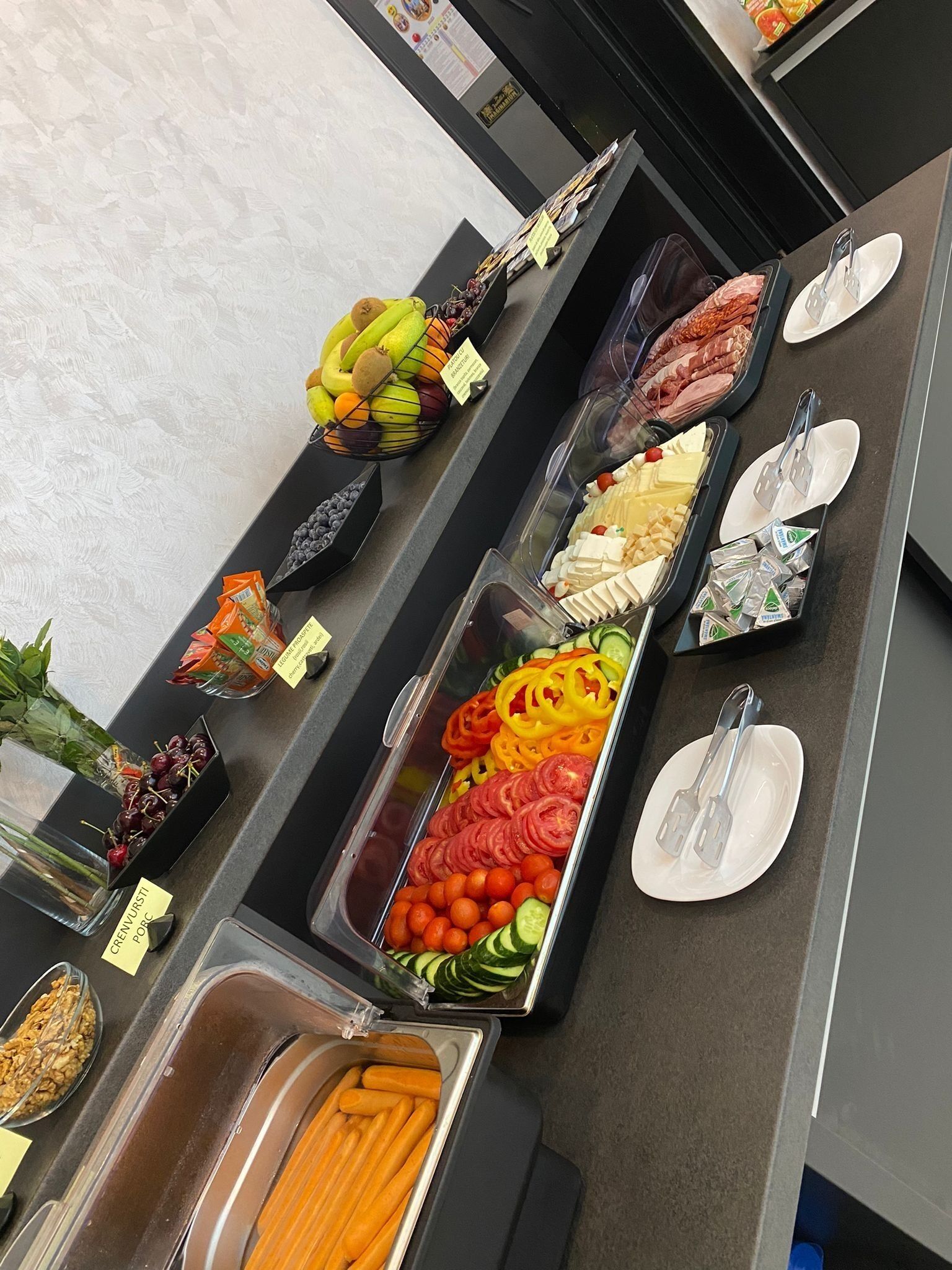 Tägliches inbegriffenes Frühstücksbuffet