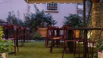 Ristorazione all'aperto