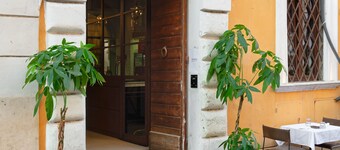 Passpartout Boutique Palace