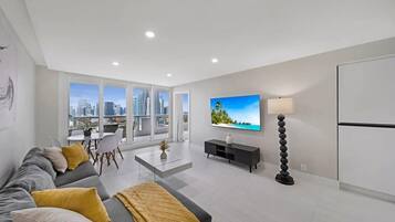 Fernseher, Arbeitsbereiche