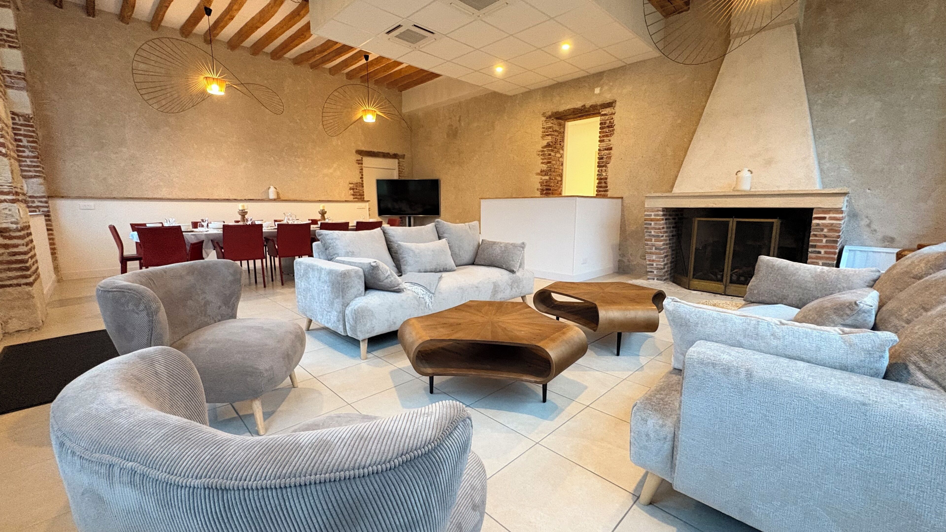 Casa Deluxe, 3 habitaciones, Aire acondicionado, en la zona del jardín | Zona de estar | Una oficina