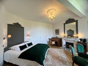 Quarto casal luxo | Roupas de cama premium, camas Select Comfort