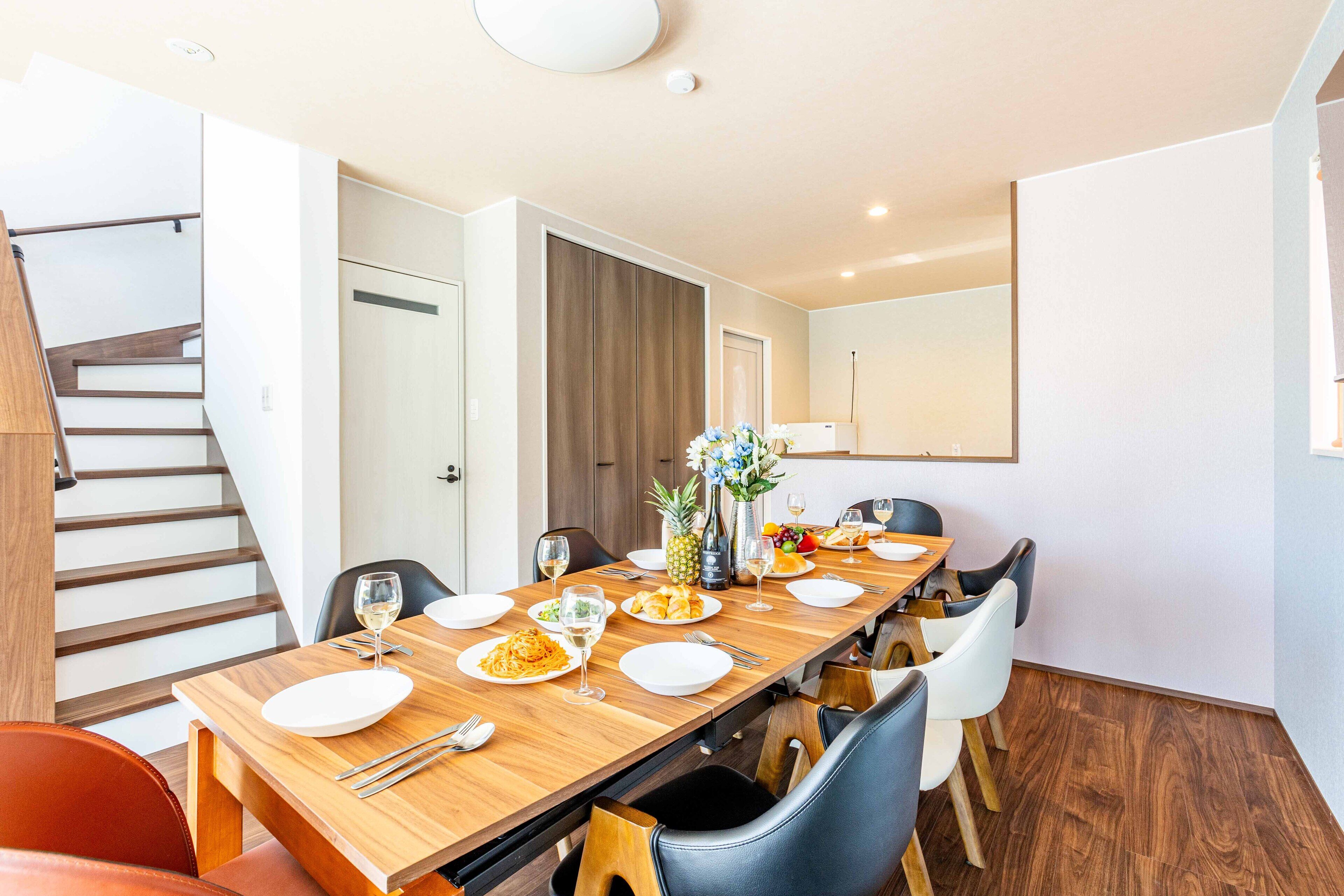 컴포트 빌라 | 객실 내 식사 공간