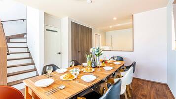 Villa Confort | Restauration dans la chambre