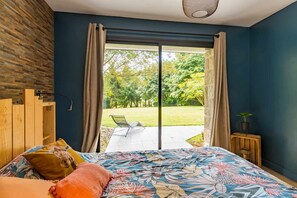 4 habitaciones, tabla de planchar con plancha y wifi gratis