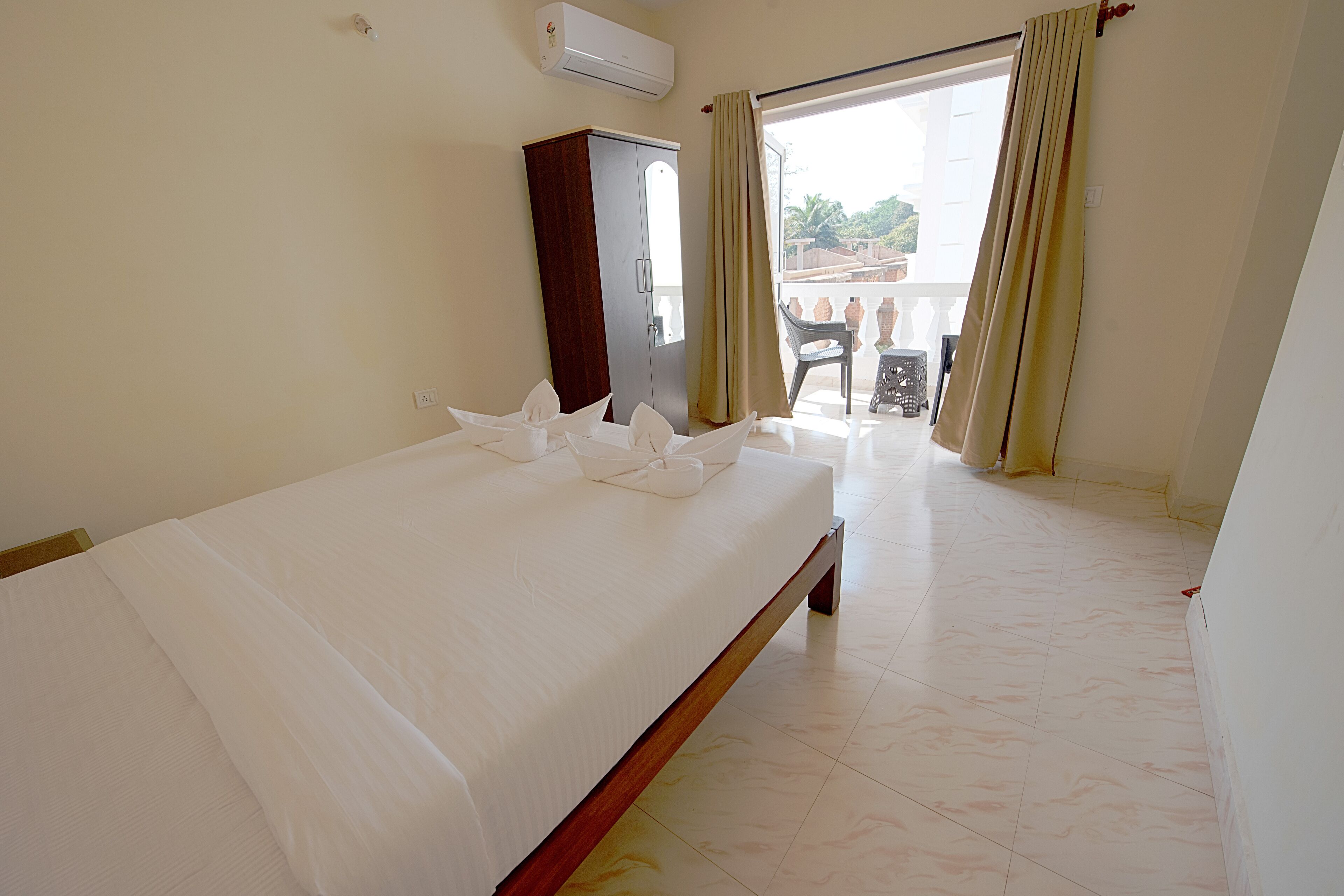 Minibar, blackout curtains, iron/ironing board, free WiFi