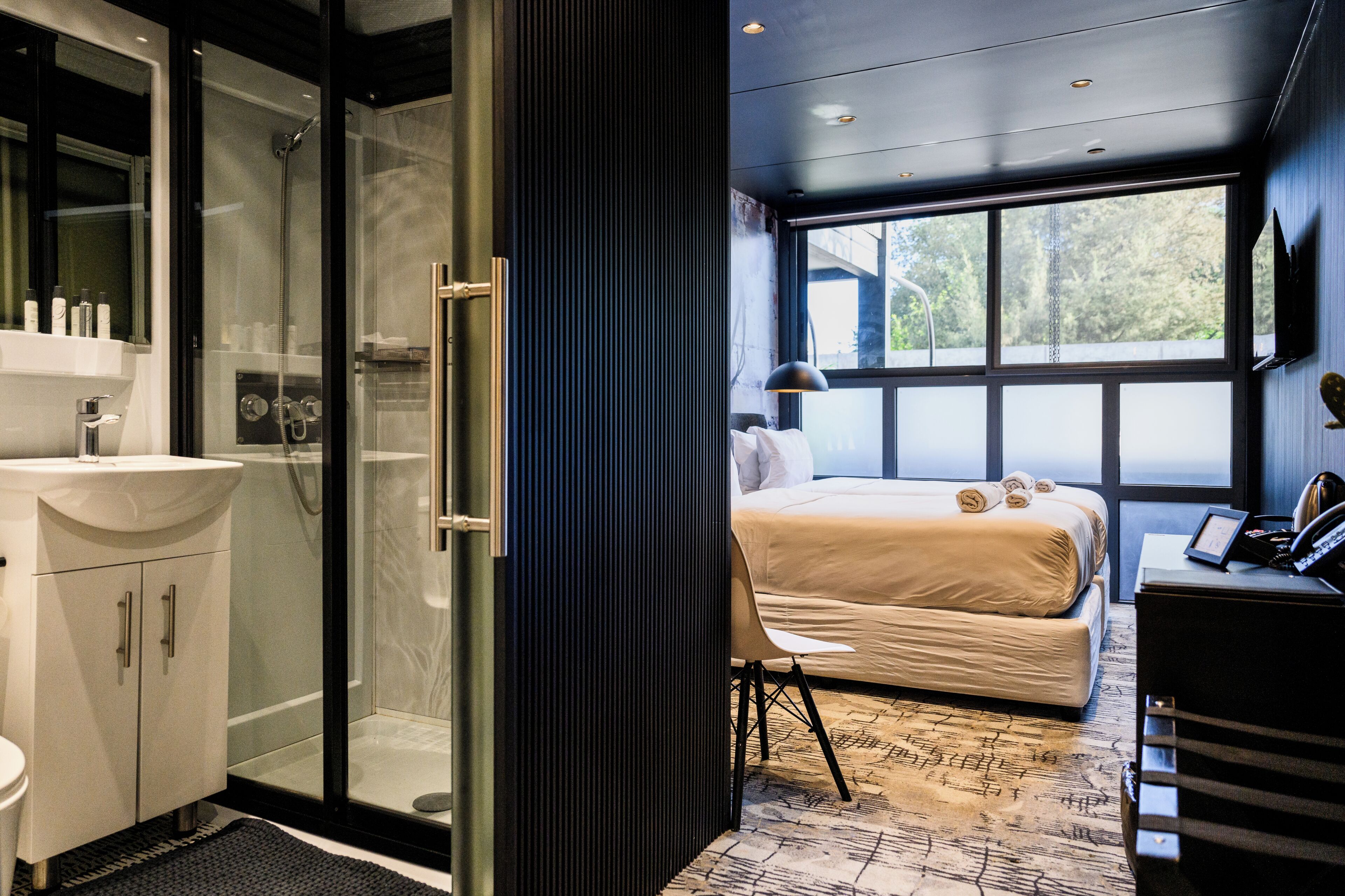 Standard Twin Room | In-room safe, individually decorated, individually furnished