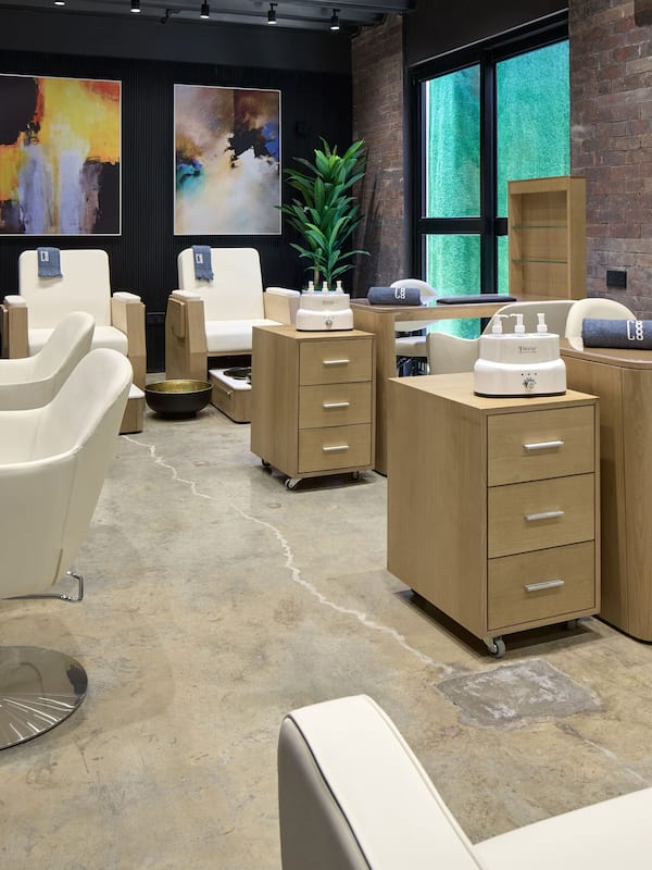 Couples treatment rooms, body treatments, hot stone massages