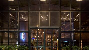 Mặt tiền nơi lưu trú