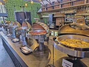 Petit déjeuner continental compris tous les jours