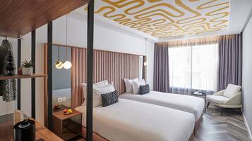 Deluxe Twin Room | 1 bedroom, premium bedding, in-room safe, iron/ironing board