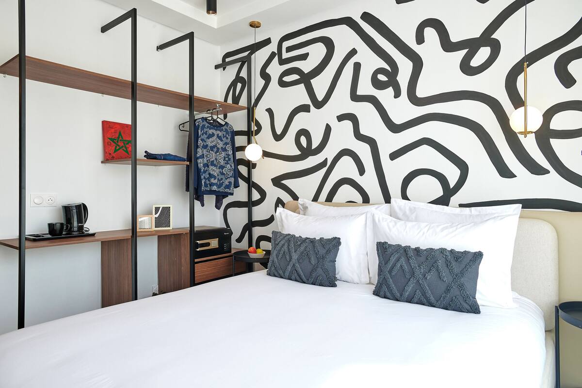 Comfort Double Room | Premium bedding, in-room safe, iron/ironing board, cribs (free)
