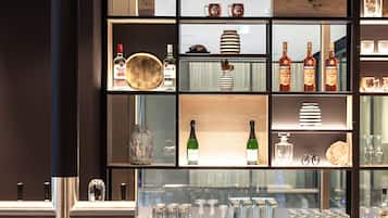 Bar (in der Unterkunft)