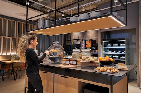 Buffet breakfast for a fee on weekdays. Zleep Hotel Lausanne-Chavannes