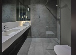Desk, laptop workspace, soundproofing, free WiFi - Zleep Hotel Lausanne-Chavannes (Chavannes-près-Renens)