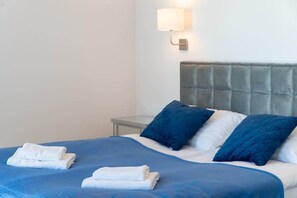 2 bedrooms, iron/ironing board, WiFi, bed sheets - Aquamarina Prima 85 | Stylish Apartment | Parking (Miedzyzdroje)